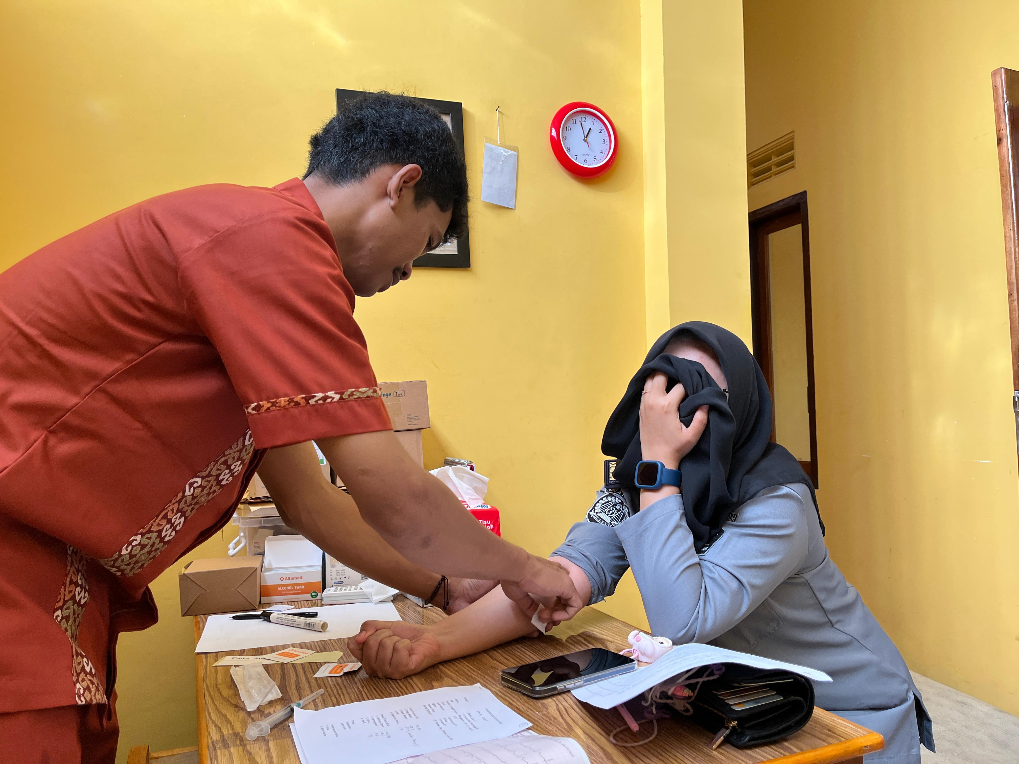 Imigrasi Kuala Tungkal Peduli Kesehatan, Seluruh Pegawai Jalani Medical Check Up di Klinik Ananda Medika