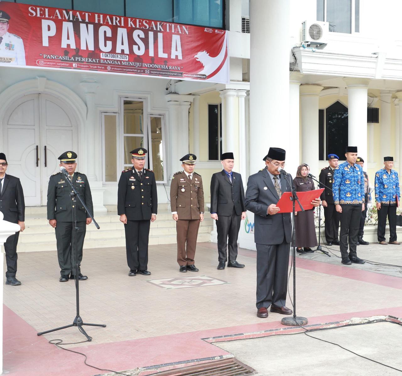 Kepala Kantor Imigrasi Kuala Tungkal Ikuti Upacara Hari Kesaktian Pancasila di Kantor Bupati Tanjung Jabung Barat